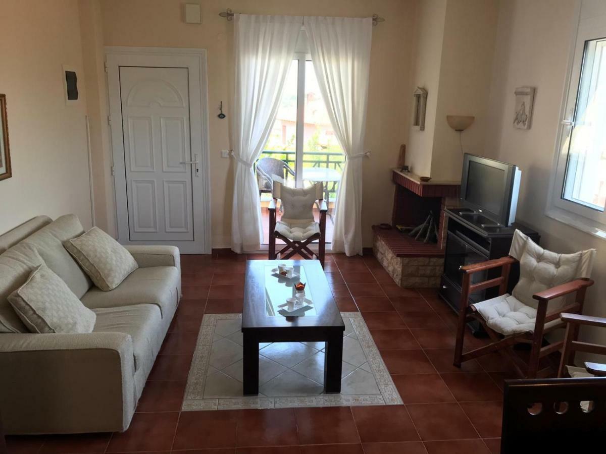 Maisonette With Sea View & Pool Vila Palioúrion Exterior foto