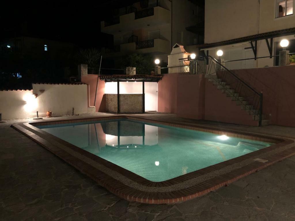 Maisonette With Sea View & Pool Vila Palioúrion Exterior foto